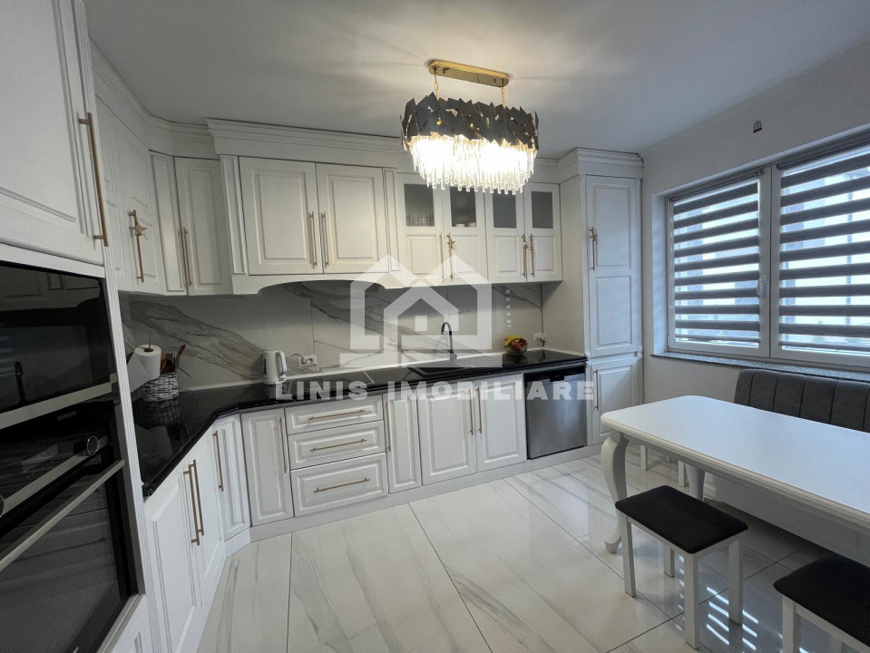 COMISION 0% Apartament de lux cu 4 camere, curte proprie – 111 mp utili