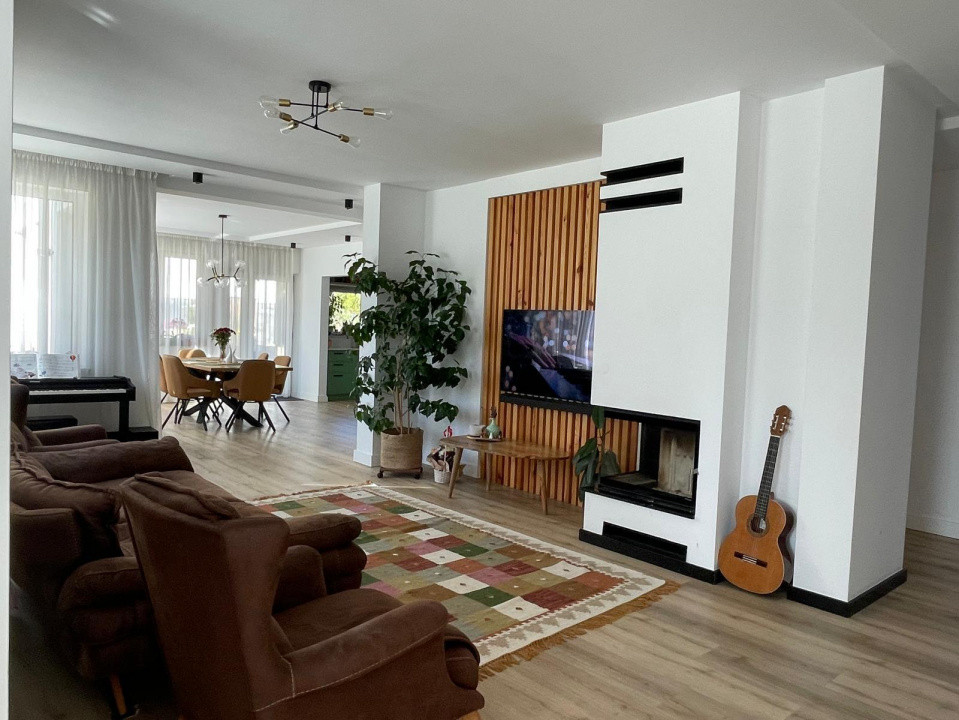 Vilă modernă P+1E cu foișor, beci și garaj – teren 3.000 m², finisaje premium