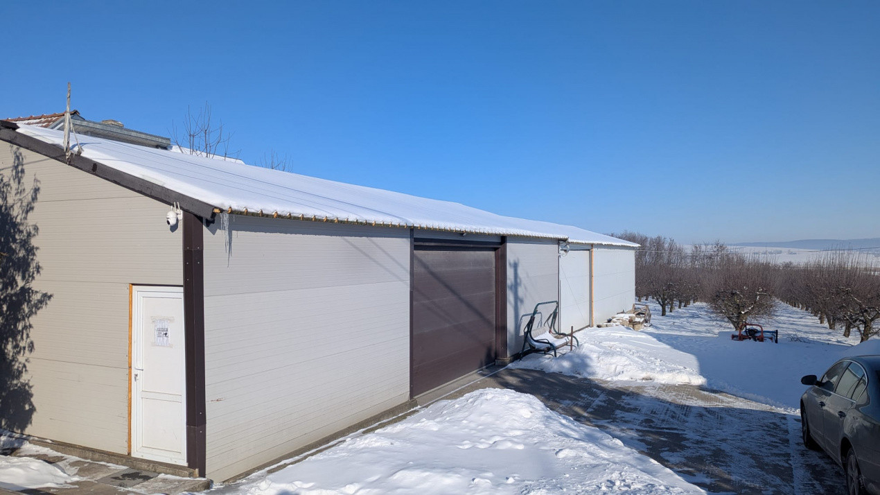 COMISION 0% Afacere fabrica de sucuri, 3 hale, livada + 7700 mp teren intravilan