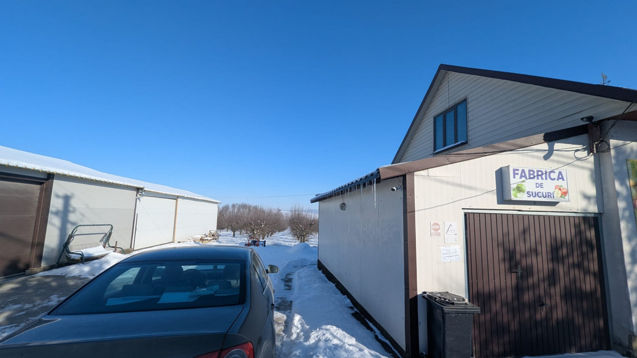 COMISION 0% Afacere fabrica de sucuri, 3 hale, livada + 7700 mp teren intravilan